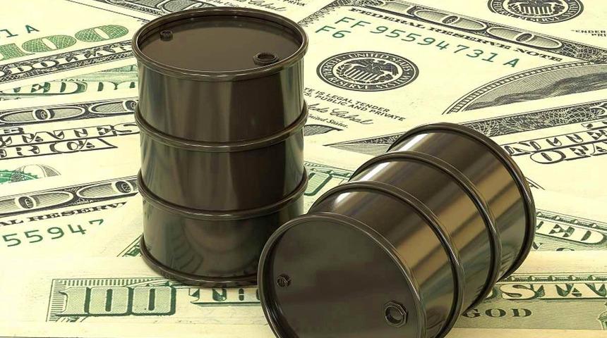 Petrol fiyatları mayıstan bu yana ilk kez 100 doların &uuml;zerine &ccedil;ıktı