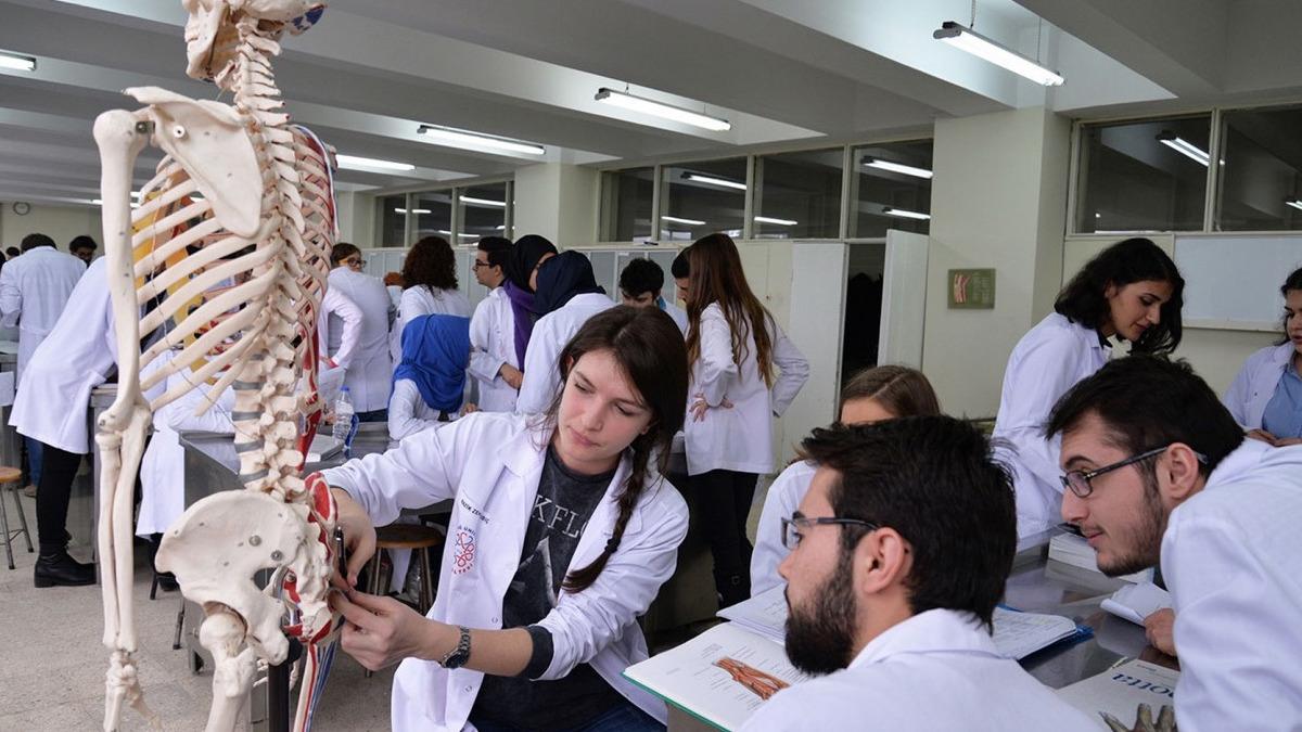 Tıp fakülteleri arasındaki milyonluk fark! Toplam maliyet 20 milyon TL yi aşabiliyor 1