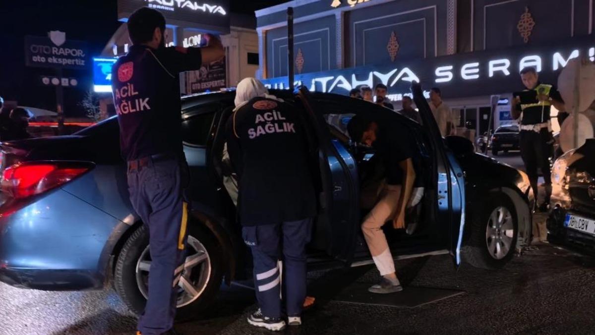 İnegöl de zincirleme kaza: 5 yaralı 2