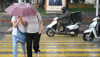 Dikkat! Hava durumu bir anda değişecek; Sağanak ve fırtına geliyor