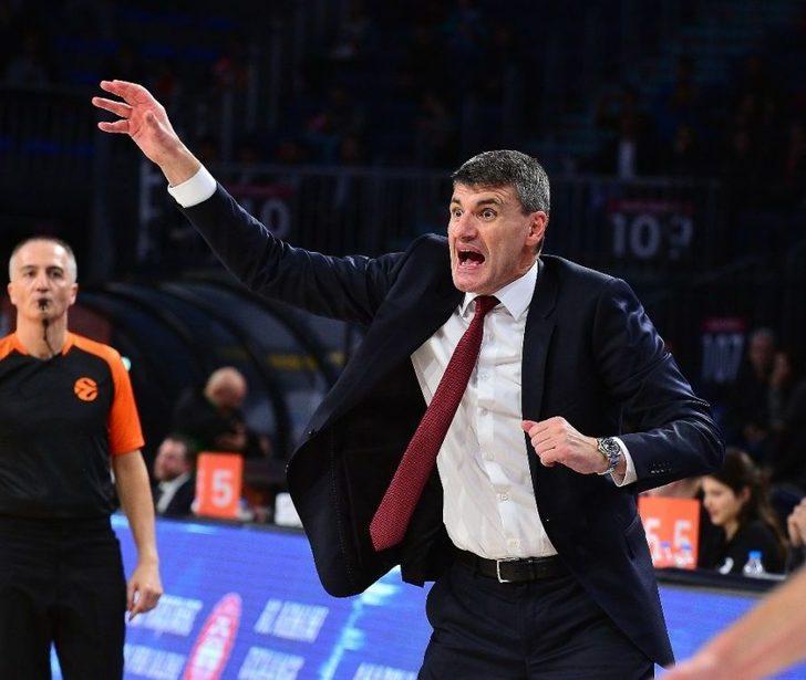 Thy Euroelague: Anadolu Efes: 81 - Panathinaikos: 82 G1