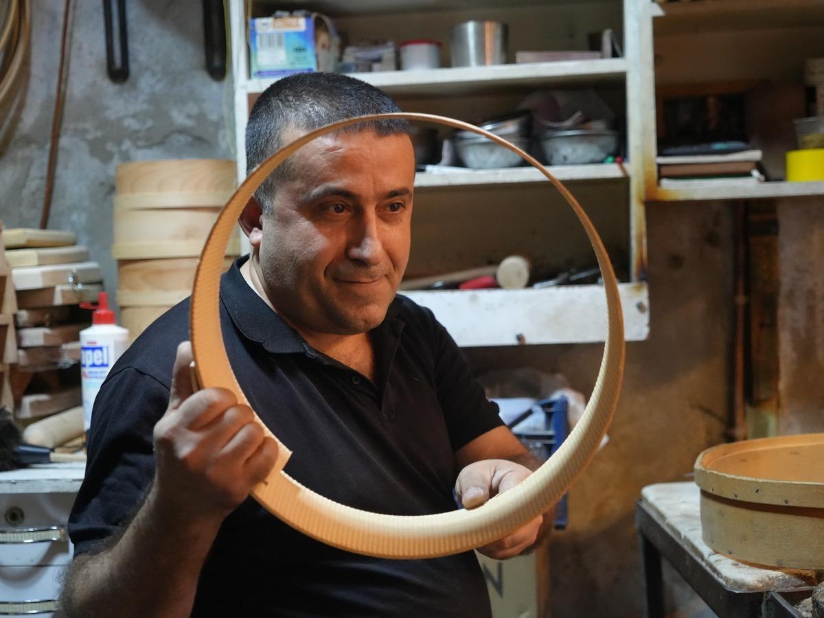 G&uuml;nl&uuml;k 2 bin liraya veriyor, &ccedil;alışacak eleman bulamıyor! 3