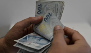 AK Partili eski bakandan &ccedil;ağrı! Emekli maaşlarında yeni d&ouml;nem mi?