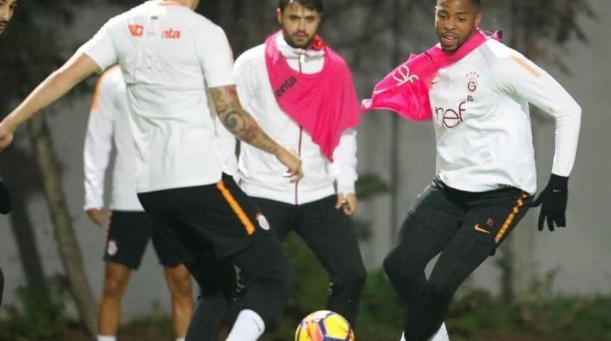Galatasaray, M. Başakşehir Ma&ccedil;ı Hazırlıklarını S&uuml;rd&uuml;rd&uuml;