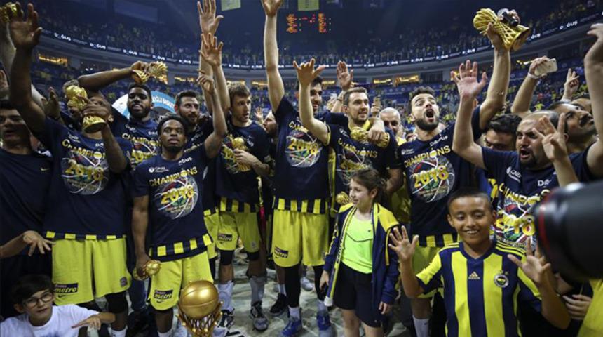 Fenerbahçe Doğuş başarısını sürdürdü