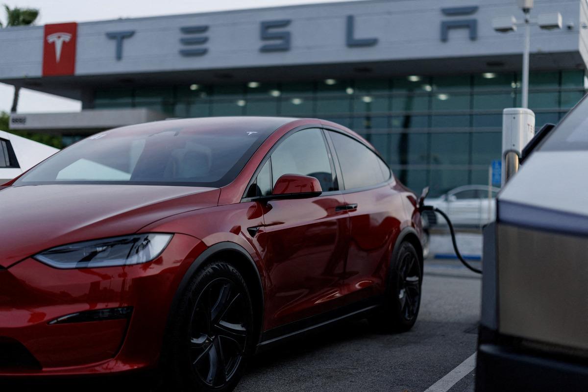 Elon Musk tan Tesla ile SpaceX&rsquo;in birleşme ihtimaline yeşil ışık 4