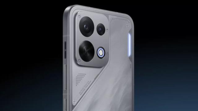 Oppo K15 tanıtıldı: Aktif soğutma fanı ve 8.000 mAh batarya