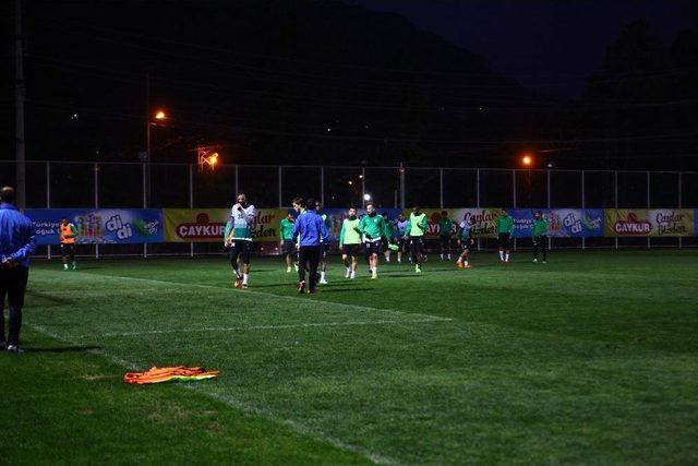 Akın Çorap Giresunspor, Altınordu Hazırlıklarını Sürdürüyor