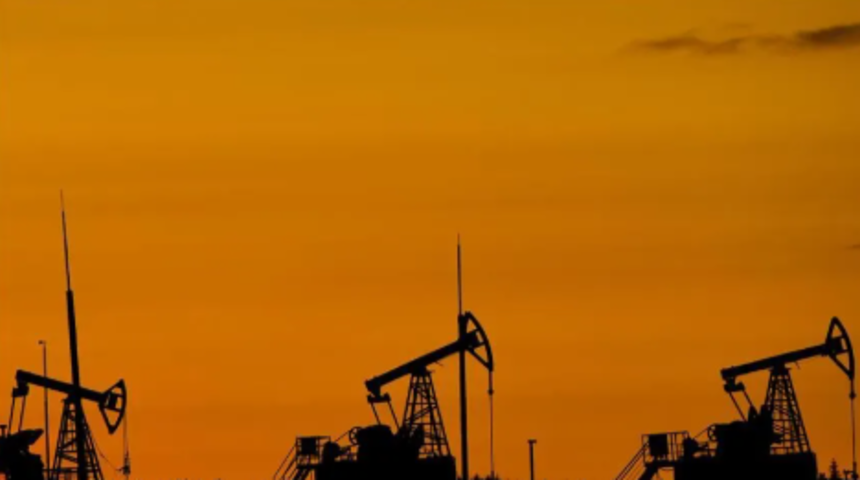 Brent petrol&uuml;n varili 99,63 dolardan işlem g&ouml;r&uuml;yor