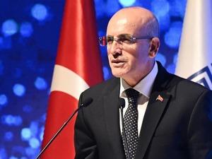 Bakan Şimşek Belirsizliklere rağmen enflasyon beklentileri iyileşiyor