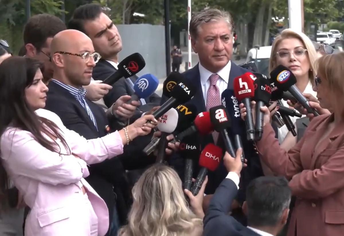 Yeni Parti&rsquo;den ilk a&ccedil;ıklama! Murat Emir&rsquo;den &ldquo;Şu an i&ccedil;in bizimle değiller&rdquo; mesajı 1