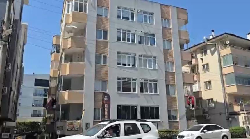 Yaşlı kadını komşusu &ouml;ld&uuml;rm&uuml;ş