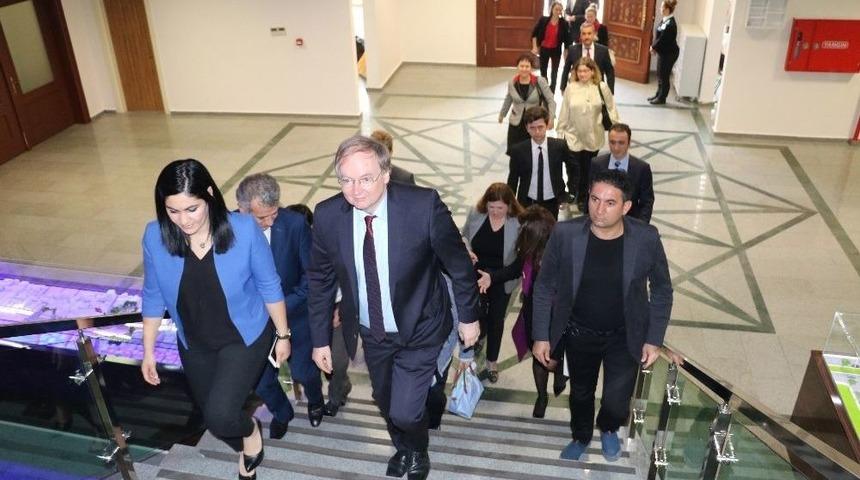 Ab T&uuml;rkiye Delegasyonu Başkanı Berger: "t&uuml;rkiye&rsquo;ye Ekonomik Desteklerimiz S&uuml;recek"