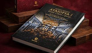 Ayasofya&rsquo;nın yeniden ibadete a&ccedil;ılmasının 6&rsquo;ncı yıl d&ouml;n&uuml;m&uuml; koleksiyon bir eserle ta&ccedil;landı