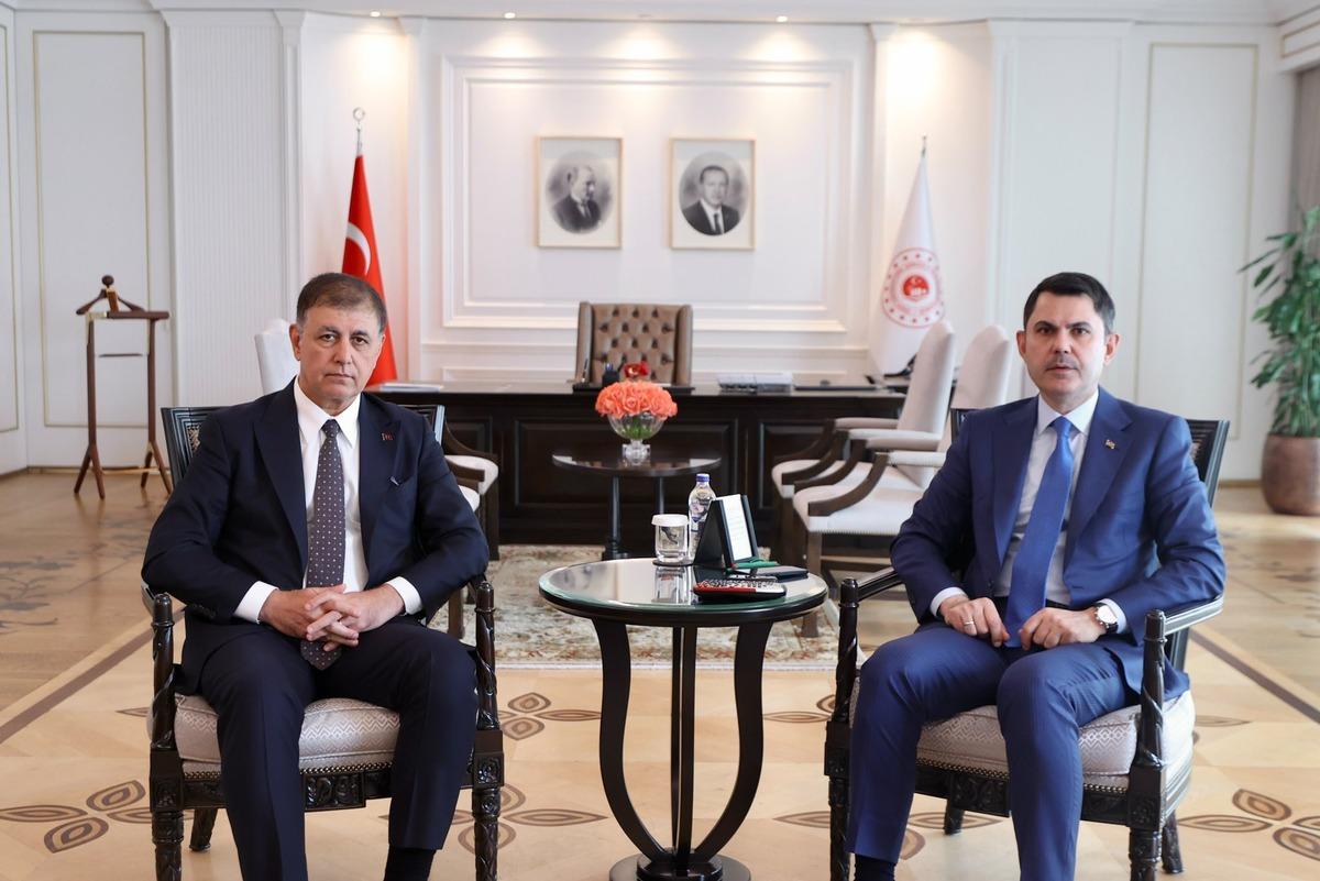 Bakan Kurum a ziyareti çok konuşulmuştu! Cemil Tugay dan "AK Parti ye geçecek" iddiasına net yanıt 1
