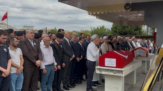 Motosiklet kazasında vefat eden Uzman Çavuş Çetin son yolculuğuna uğurlandı