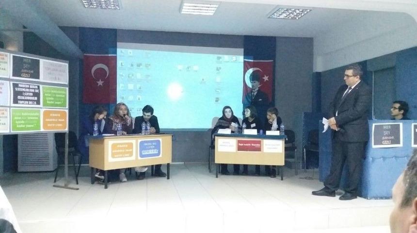 Bigadi&ccedil;&rsquo;te M&uuml;nazara Yarışması