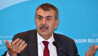 &Ouml;zel okul &ouml;ğretmenlerine &ccedil;ağrı: "Bana başvurun"