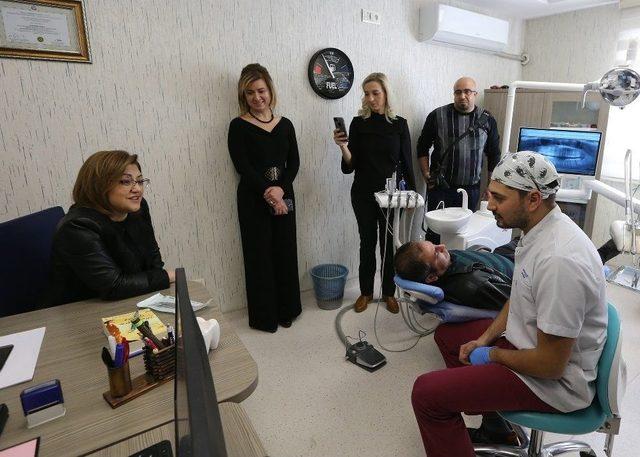 Fatma Şahin, İnayet Topçuoğlu Hastanesini İnceledi 1