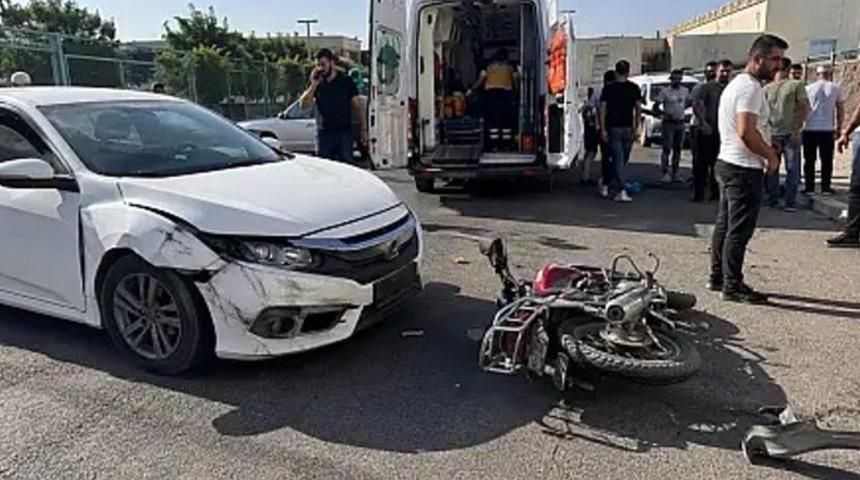 Siirt&rsquo;te otomobil ile motosiklet &ccedil;arpıştı