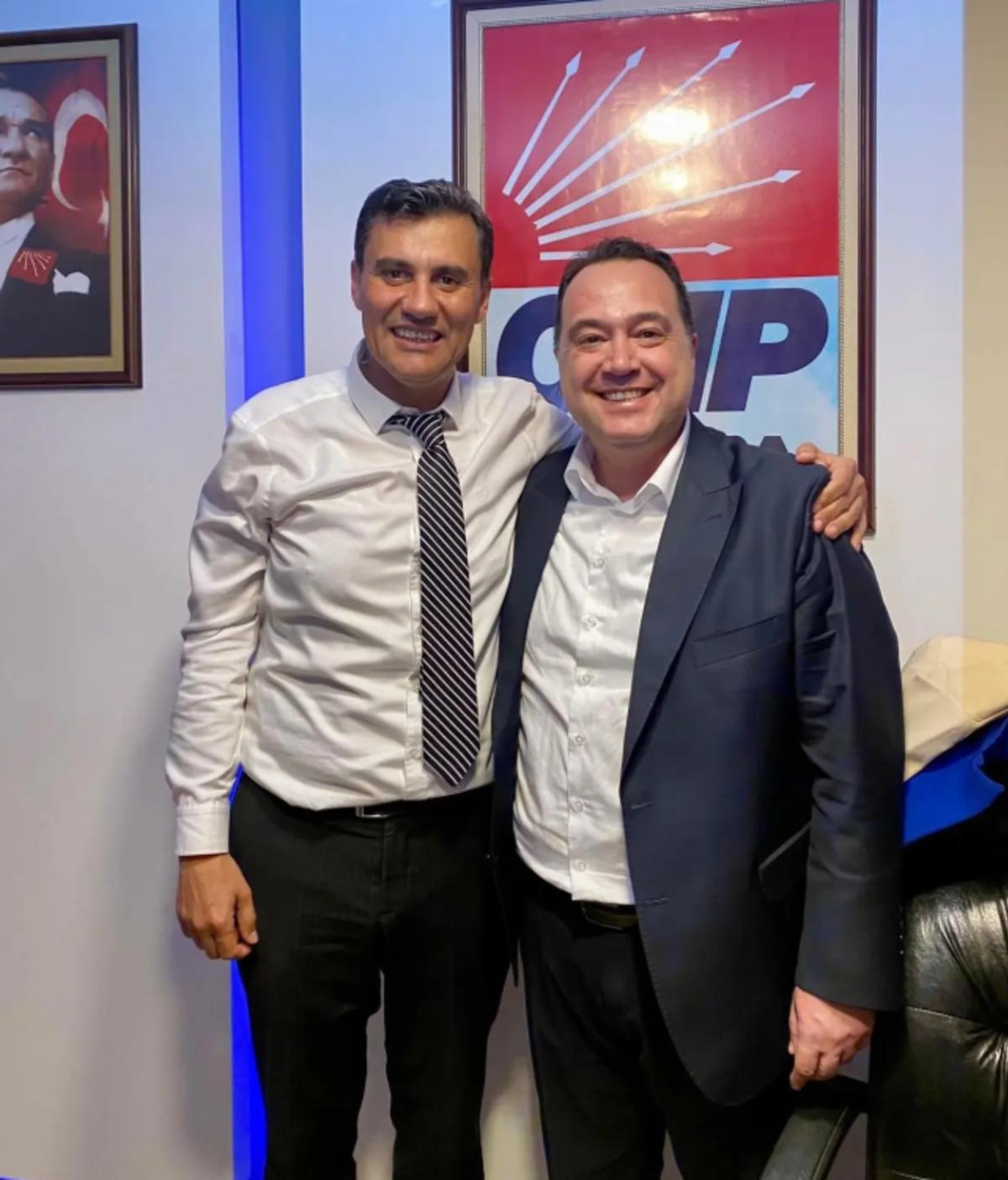 Son dakika | Yeni Parti&rsquo;nin ilk b&uuml;y&uuml;kşehir belediyesi Manisa oldu 3