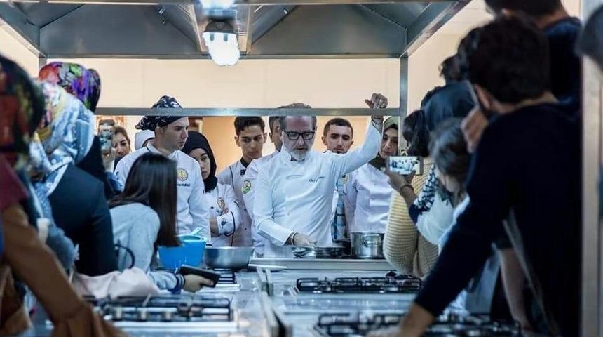 Usta Şeflerden Geleceğin Aş&ccedil;ılarına &Ouml;ğ&uuml;tler