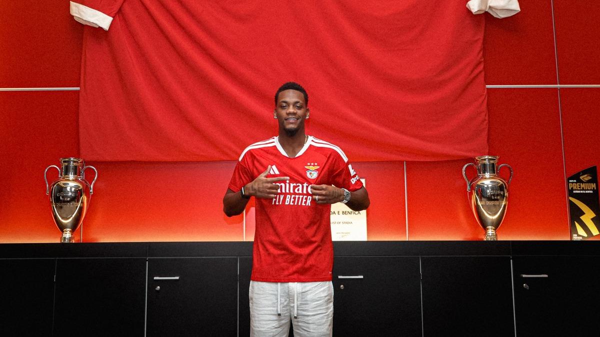 Jhon Duran dan Benfica formasıyla muhteşem başlangıç! 2 dakikada maça damga vurdu 1
