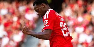 Jhon Duran'dan Benfica formasıyla muhteşem başlangı&ccedil;! 2 dakikada...