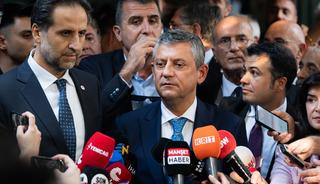 Mansur Yavaş Yeni Parti'ye ge&ccedil;ecek mi? &Ouml;zg&uuml;r &Ouml;zel'den a&ccedil;ıklama 