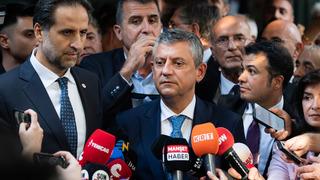 Mansur Yavaş Yeni Parti'ye geçecek mi? Özgür Özel'den açıklama 
