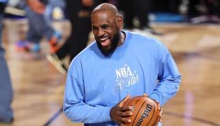 Beklenmedik anlaşma! LeBron James'in yeni adresi belli oldu