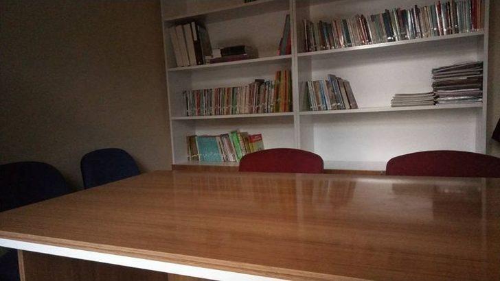 Depoydu, Kütüphaneye Çevirdiler G3