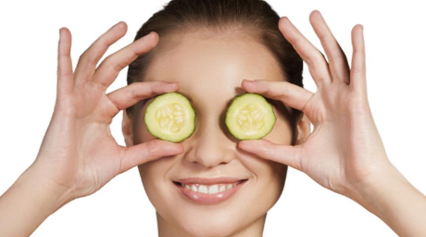 Cildi kışın etkilerinden koruyan 10 besin