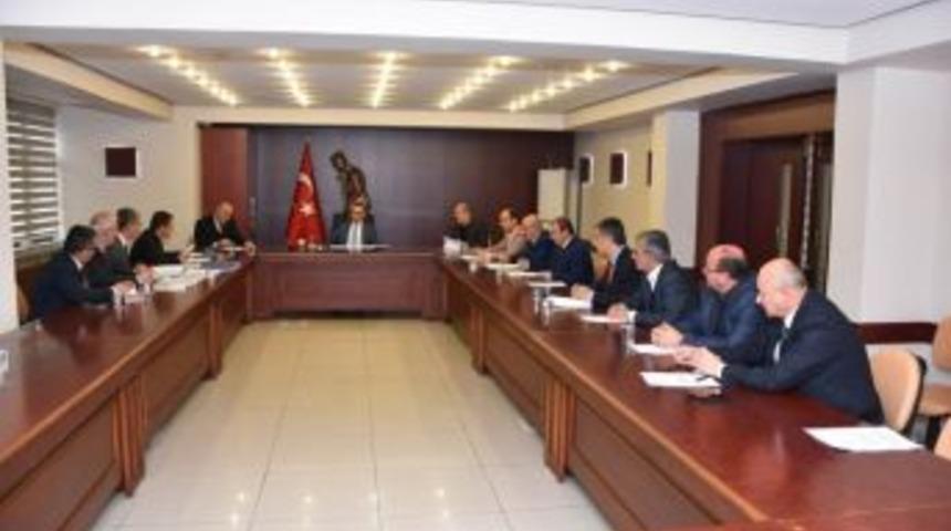 Kar&ccedil;ev Toplantısı Vali &Ccedil;eber Başkanlığında Yapıldı