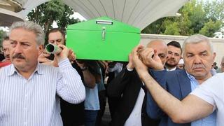 Bisikletten düşerek hayatını kaybeden özel kalem müdürü toprağa verildi