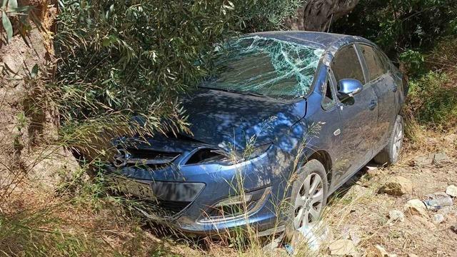 Bandırma Edincik’te tek taraflı trafik kazası: 2 kişi hafif yaralandı