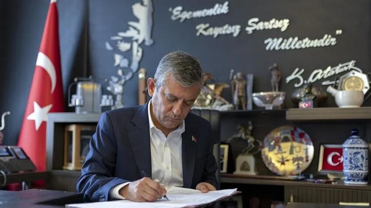 Cem Küçük ten çarpıcı iddia! Seçime doğru Yeni Parti ye geçer 2