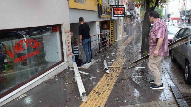 4’üncü kattan aşağı düştü, şans eseri ölen ya da yaralanan olmadı