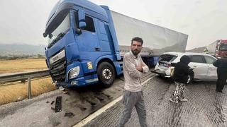 Kastamonu’da yağışın sebep olduğu 3 zincirleme kazada 1 kişi hayatını kaybetti, 12 kişi yaralandı