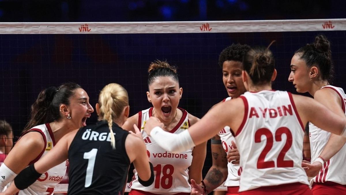 Filenin Sultanları, Çin e set vermedi finale yükseldi! 1