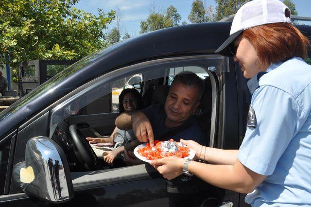 Aydın emniyetinden şekerli bayram denetimi