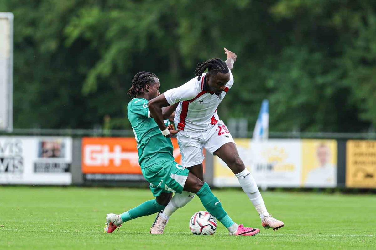 Samsunspor hazırlık maçında RAAL La Louviere ile karşılaştı! 2