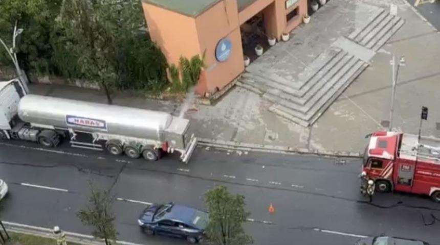 Sultangazi'de tankerden &ccedil;ıkan basın&ccedil;lı hava paniğe neden oldu