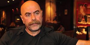 Ezel Akay b&ouml;yle tepki g&ouml;sterdi: "Mahkeme sonunda her şeyi &ouml;ğreneceksiniz"