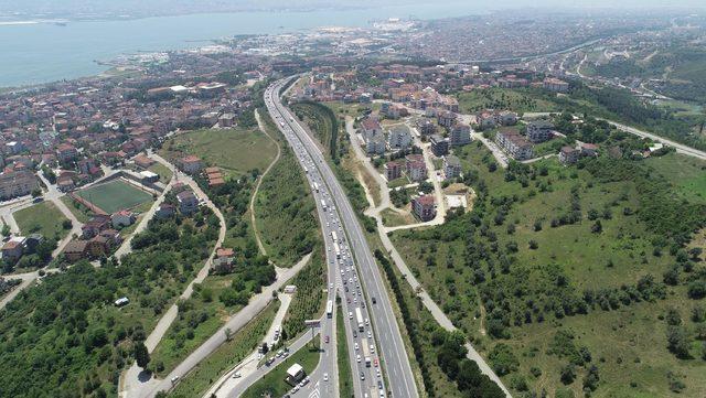 Kocaeli'nde bayram trafiği yoğunluğu