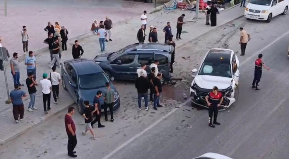 Van da zincirleme trafik kazası: 1 yaralı 2