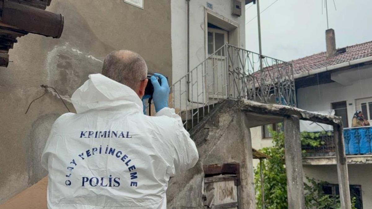 Ağır koku acı gerçeği ortaya çıkardı: 73 yaşındaki adam evinde ölü bulundu 1
