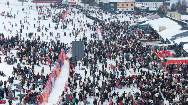 Milyonlar oraya akın etti! Ekonomiye milyon dolarlık katkı sağladı
