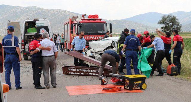 Denizli'de kaza: 3 ölü
