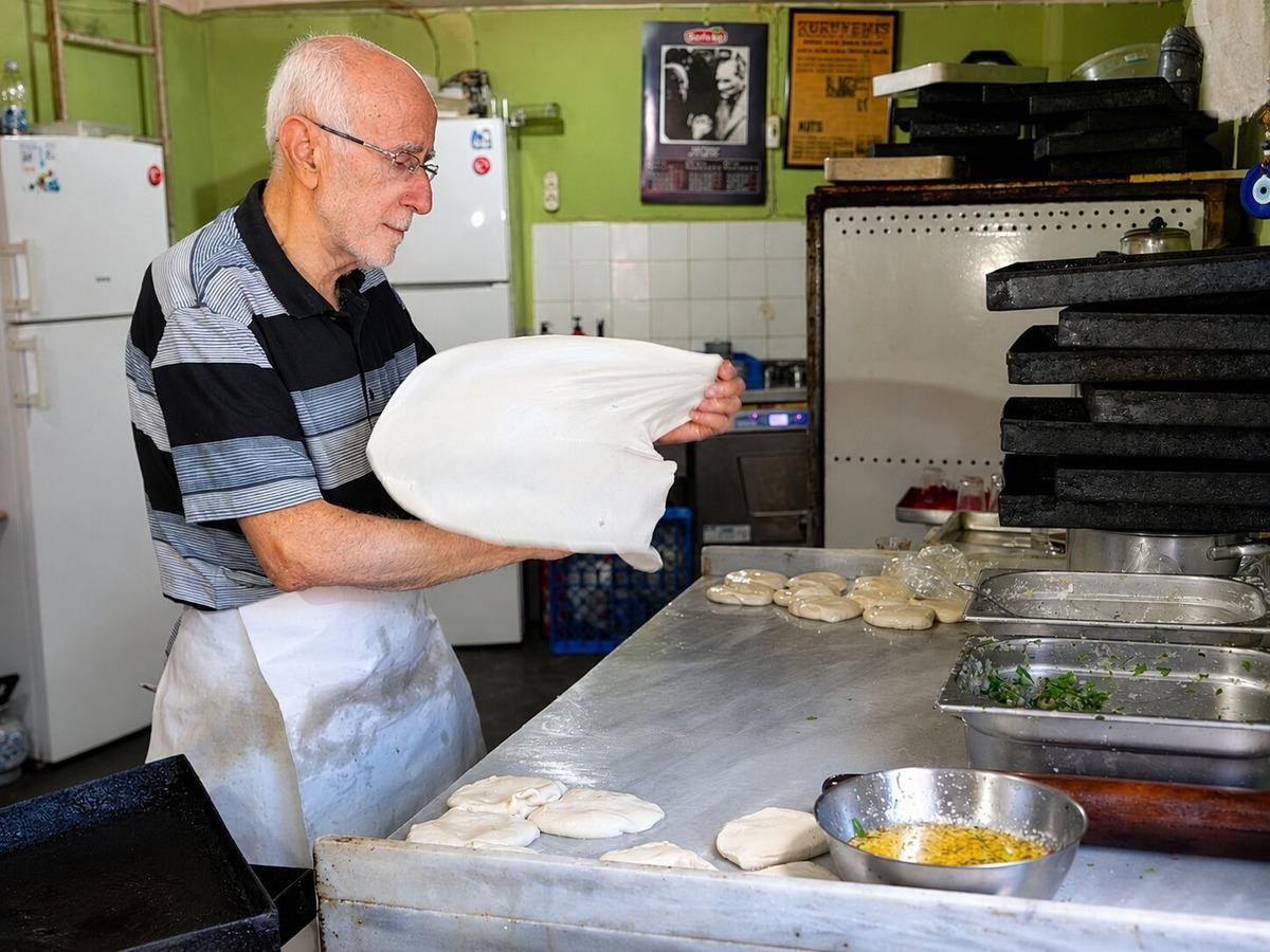 Dünyanın her yerinden müşterisi var! 69 yıllık sırrını açıkladı 1